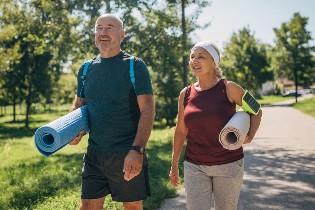 Gruppe, nach oder vor dem Yoga.