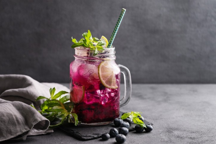Heidelbeer-Zimt-Mocktail