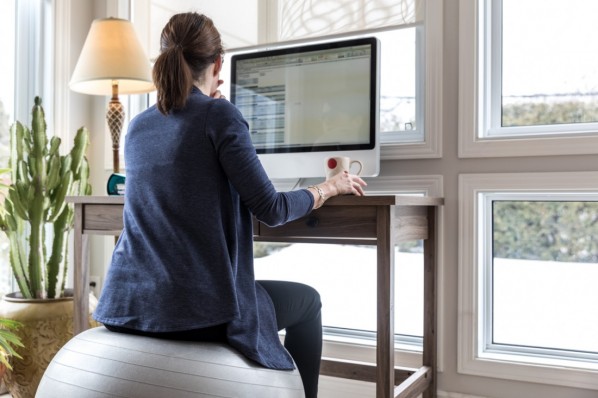 Ergonomisch sitzen: So sitzen Sie richtig - HÖFERLIN INSTITUT