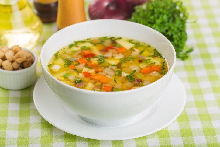 Suppe aus Wurzelgemüse