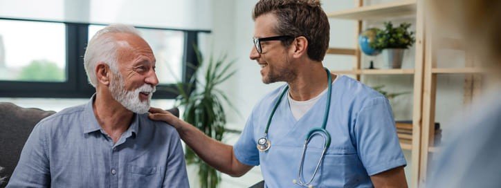 Neuer Urologe begrüßt Patienten