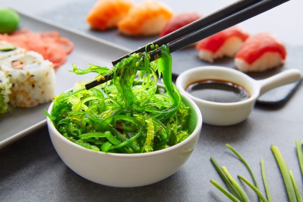 Eine Schüssel Wakame
