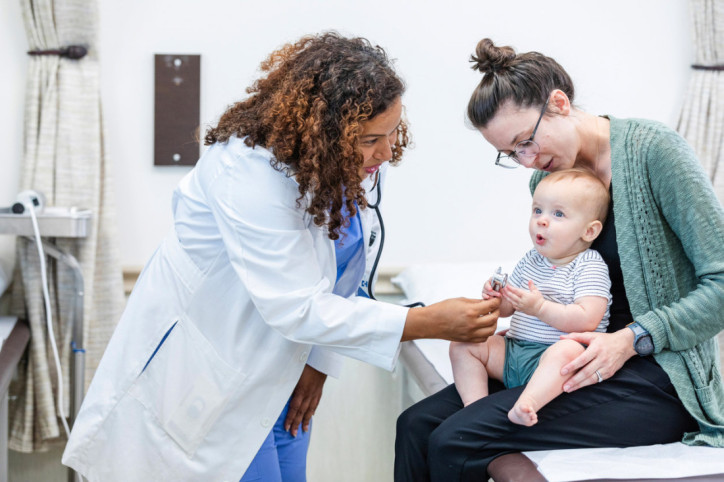 Eine Invagination wird ärztlich abgeklärt