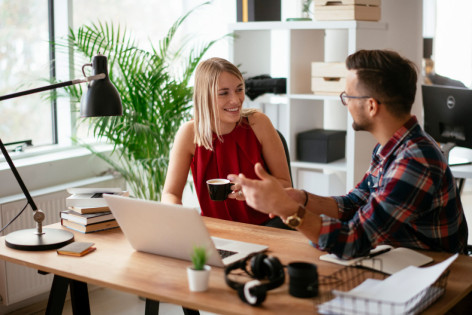 Zwei Psychotherapeuten gründen gemeinsam eine Praxisgemeinschaft
