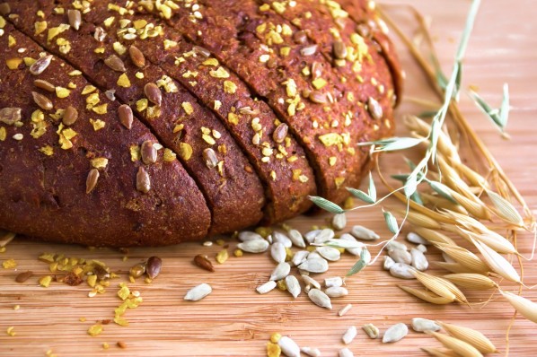 Brot mit Körnern