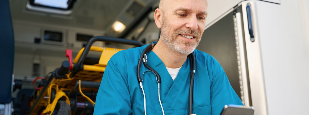 Neue Orthopädin im MVZ in Halle behandelt Patienten