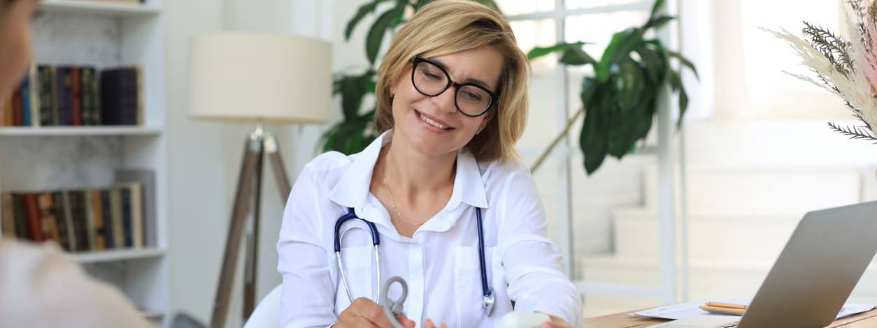 Neue Hausärztin in Aschersleben behandelt Patientin